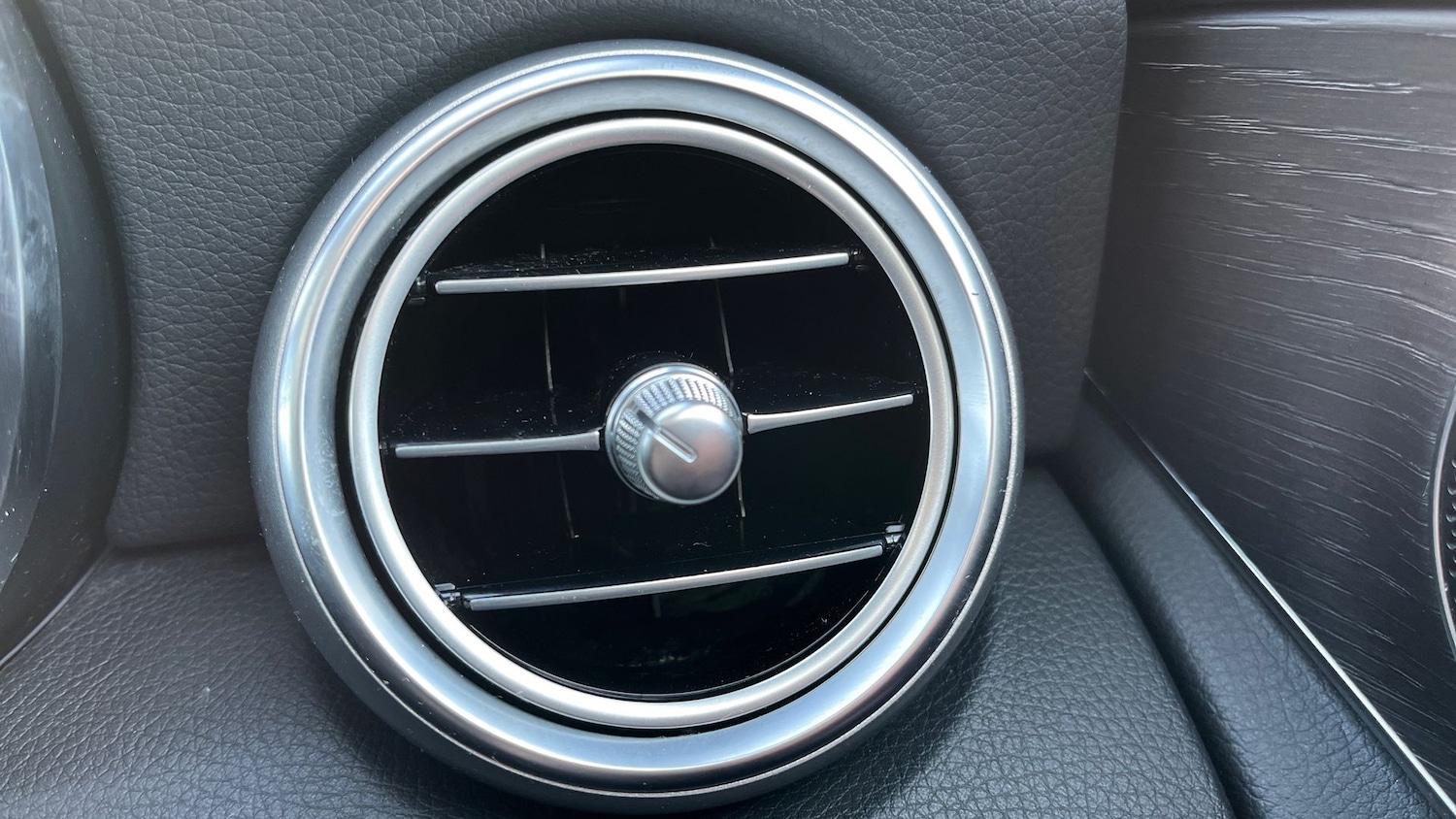 Used Mercedes-Benz GLC 2021 for sale - 76413456: Photo 27