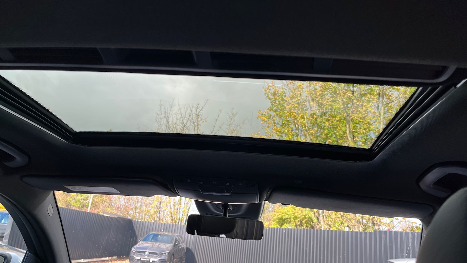 Used Mercedes-Benz GLC 2021 for sale - 76413456: Photo 36