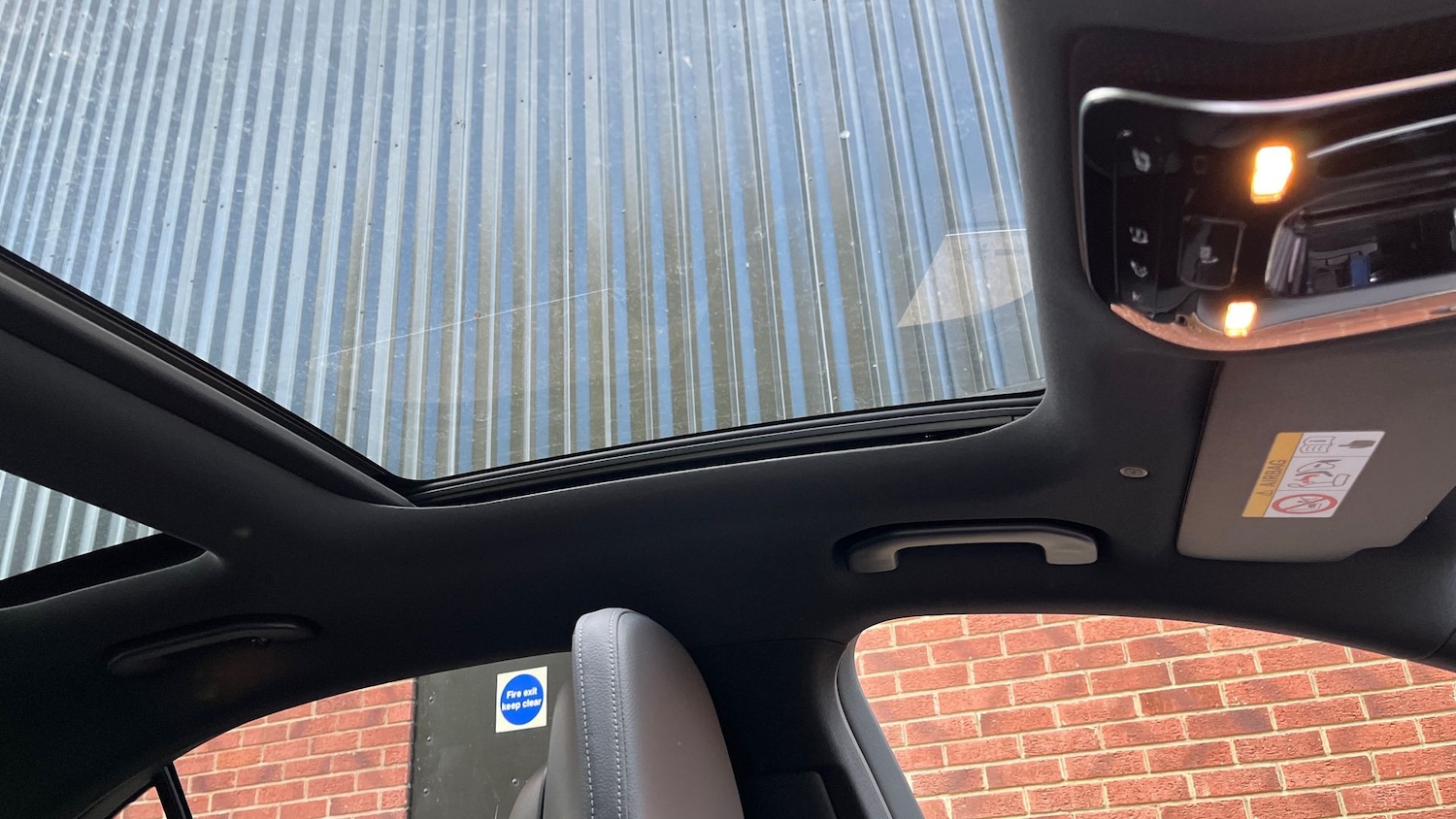 Used Mercedes-Benz C Class 2024 for sale - 76413583: Photo 37