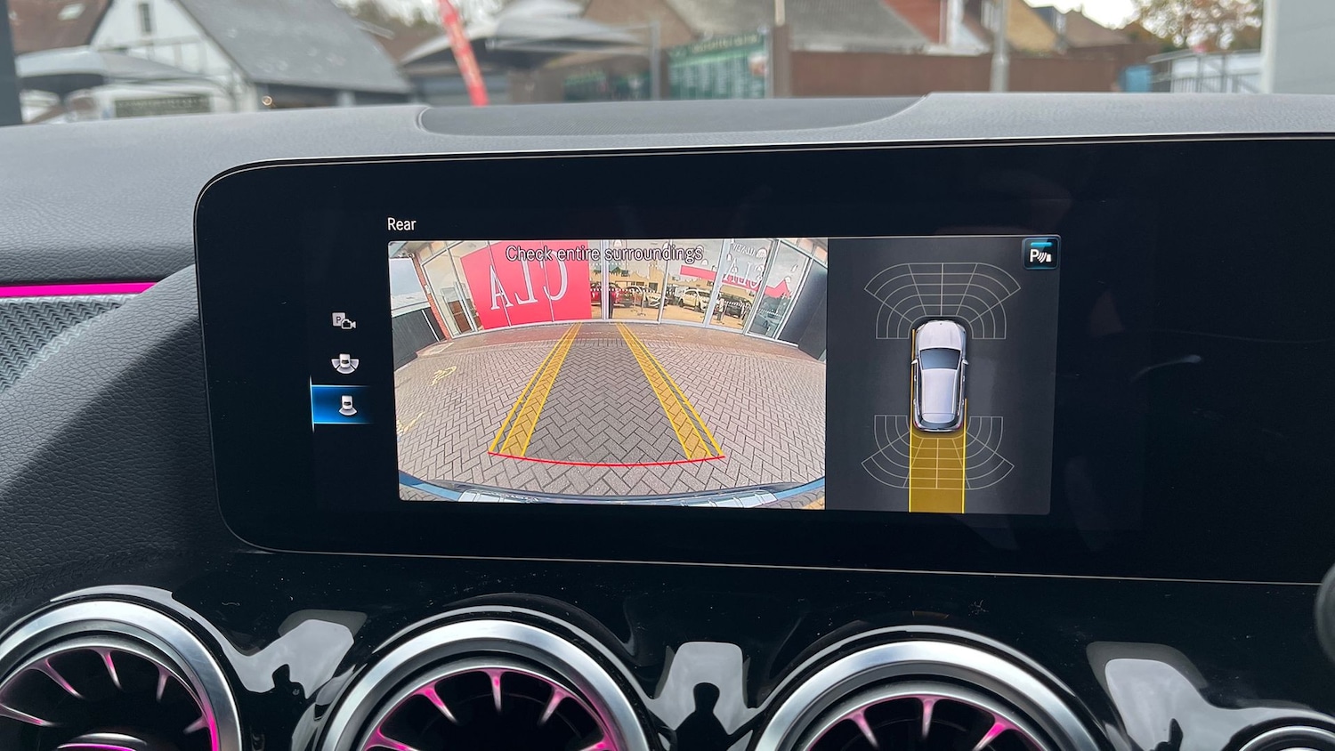 Used Mercedes-Benz GLA 2023 for sale - 76413441: Photo 24