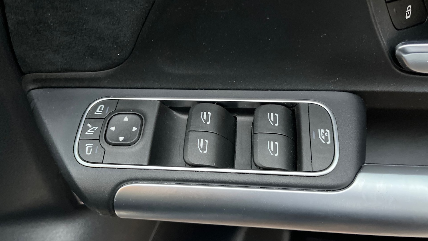 Used Mercedes-Benz GLA 2023 for sale - 76413441: Photo 29