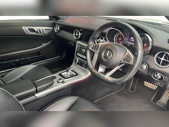 Used Mercedes-Benz SLC 2018 for sale - 76426533: Photo