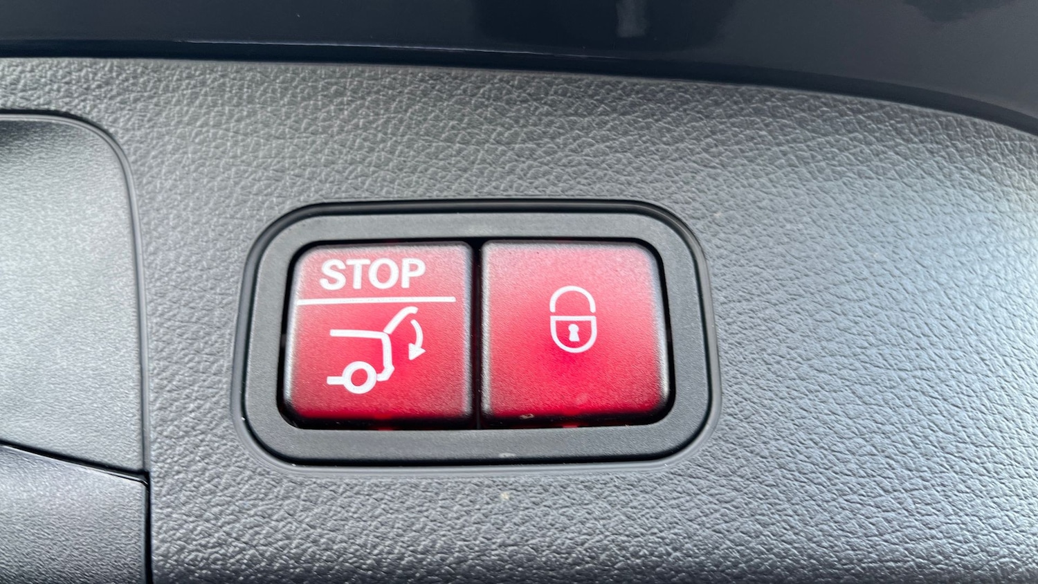 Used Mercedes-Benz GLA 2025 for sale - 77107000: Photo 21