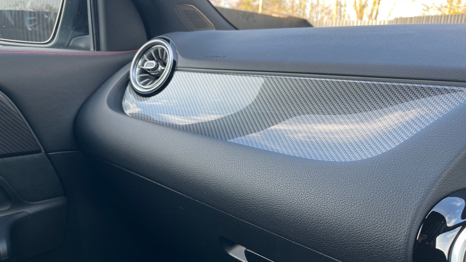 Used Mercedes-Benz GLA 2025 for sale - 77107000: Photo 33