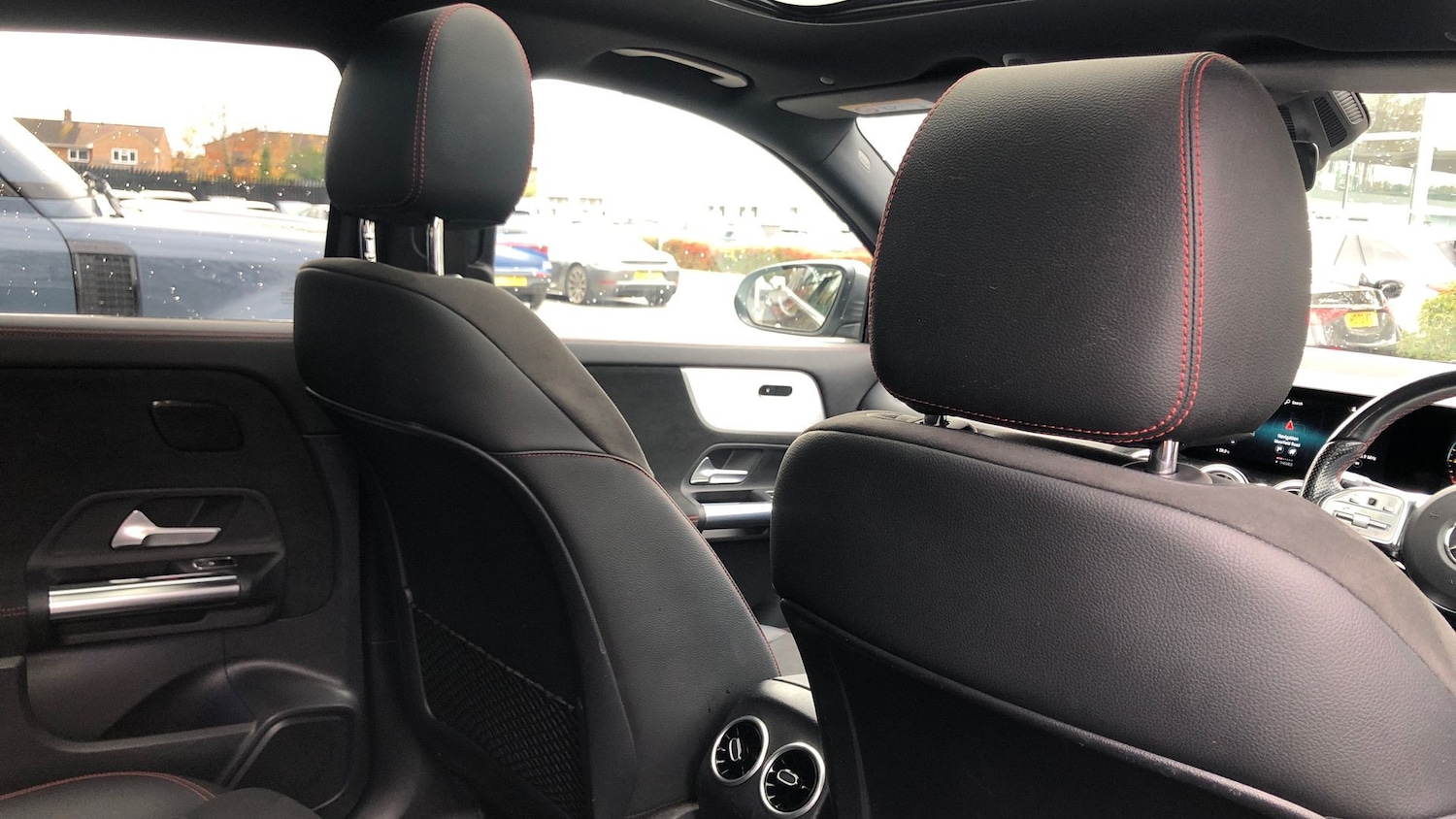 Used Mercedes-Benz EQA 2022 for sale - 76859932: Photo 23