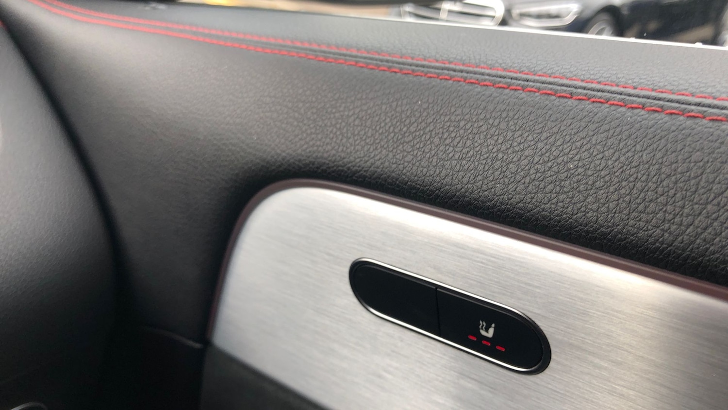 Used Mercedes-Benz EQA 2022 for sale - 76859932: Photo 32