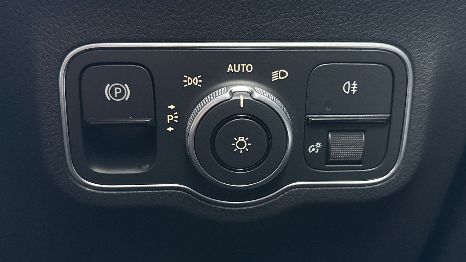 Used Mercedes-Benz GLA 2023 for sale - 77579688: Photo 28