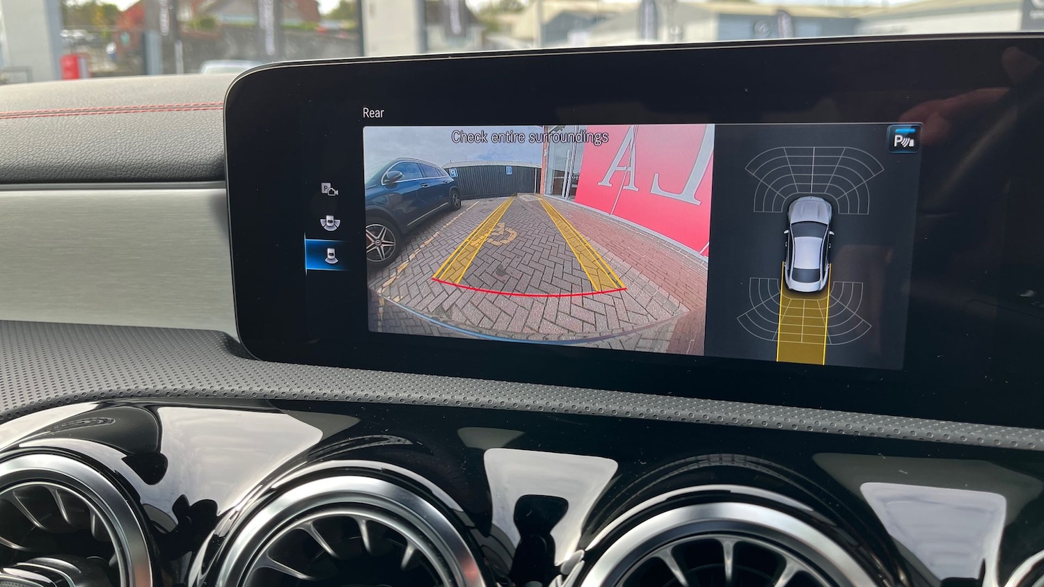 Used Mercedes-Benz CLA 2023 for sale - 76413546: Photo 25