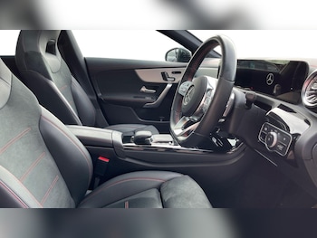 Used Mercedes-Benz CLA 2023 for sale - 76413546: Photo