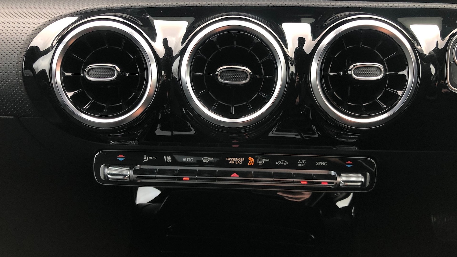 Used Mercedes-Benz A-Class 2022 for sale - 76893102: Photo 28