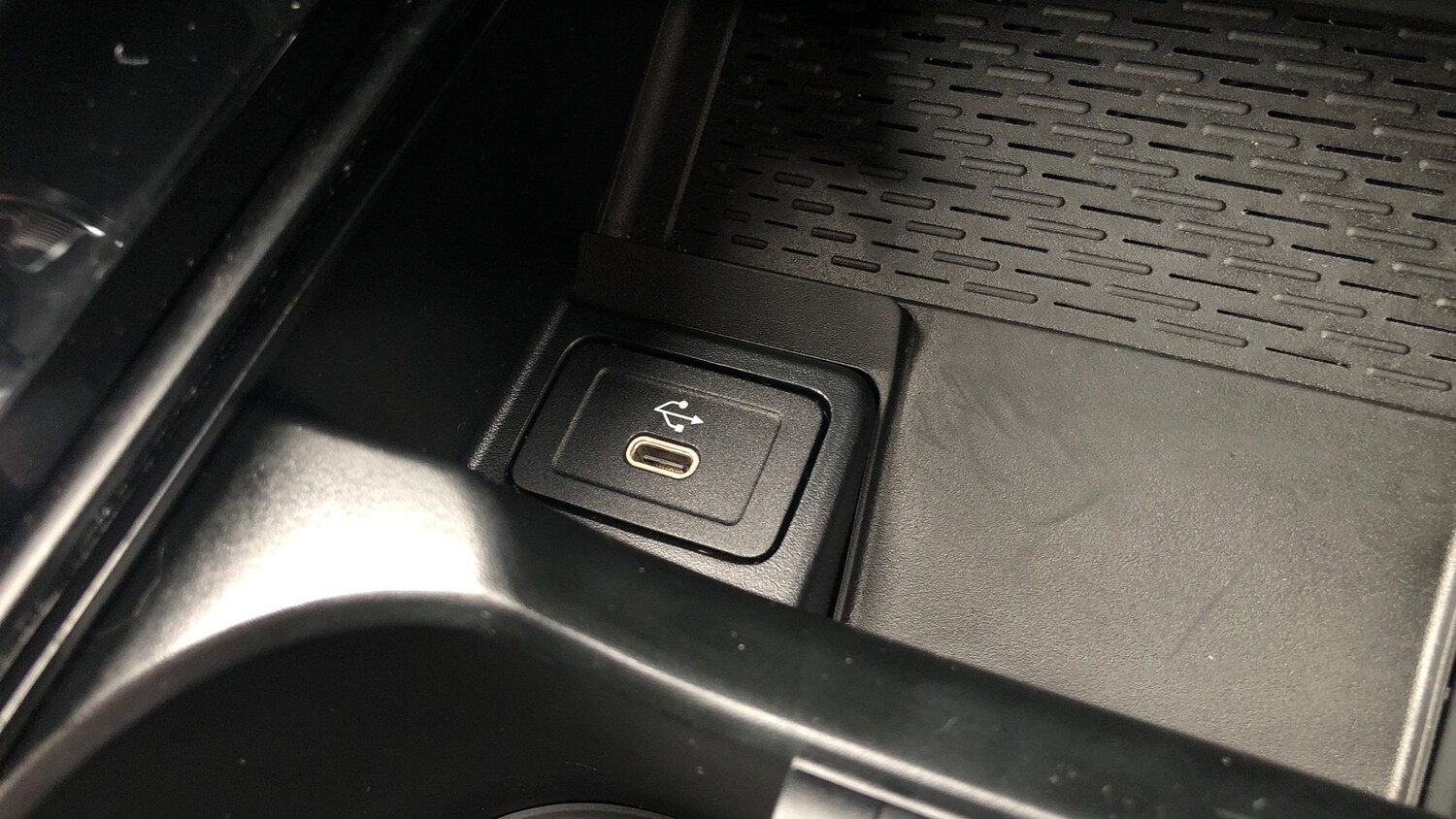 Used Mercedes-Benz GLB 2024 for sale - 76560217: Photo 40