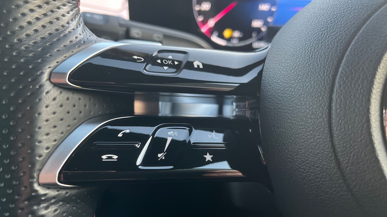 Used Mercedes-Benz GLB 2024 for sale - 76949448: Photo 19