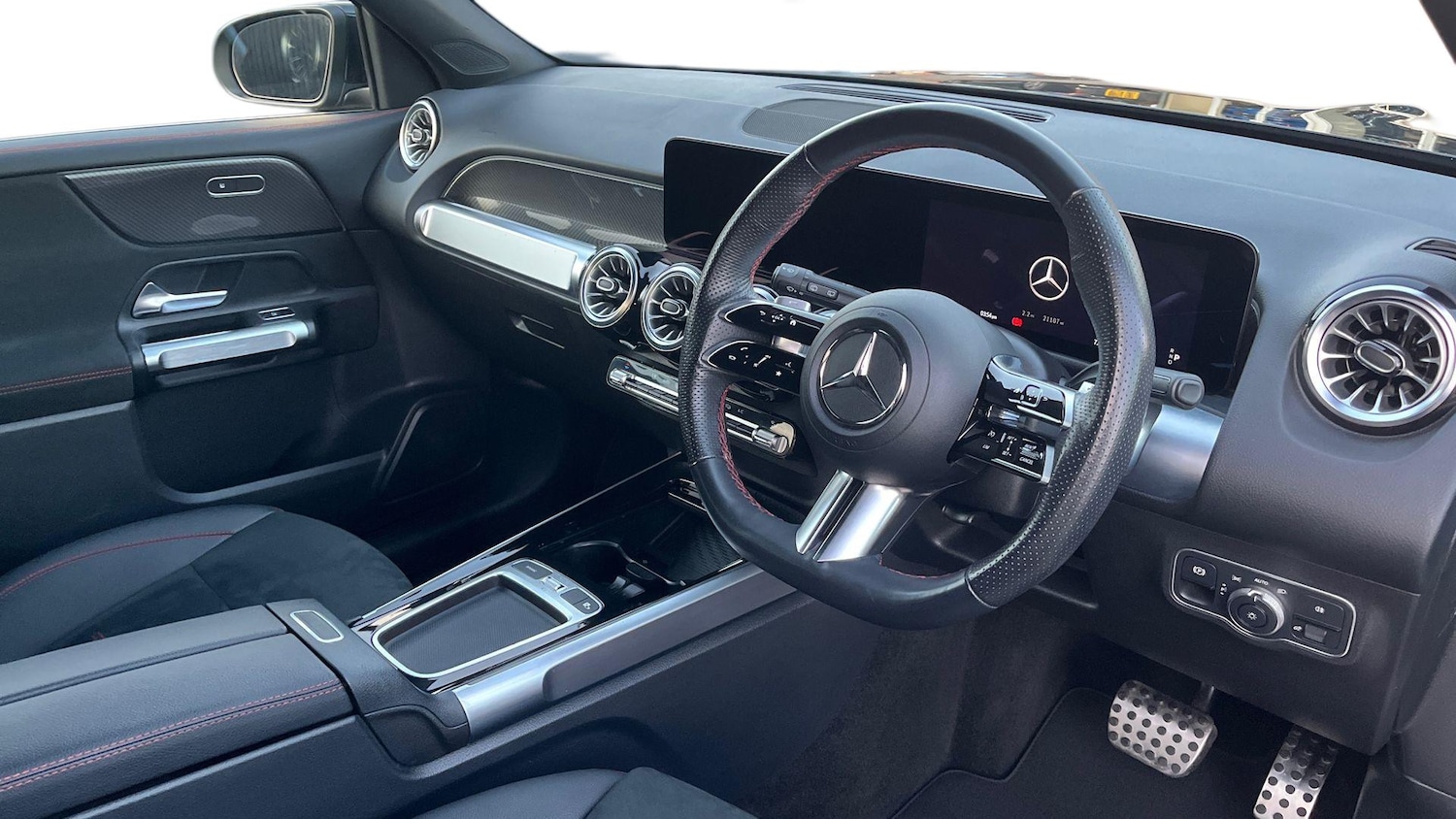 Used Mercedes-Benz GLB 2024 for sale - 76949448: Photo 3