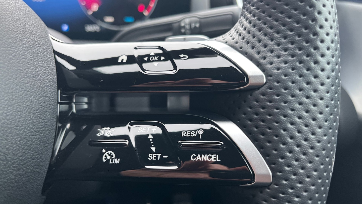 Used Mercedes-Benz CLA 2025 for sale - 77342939: Photo 40