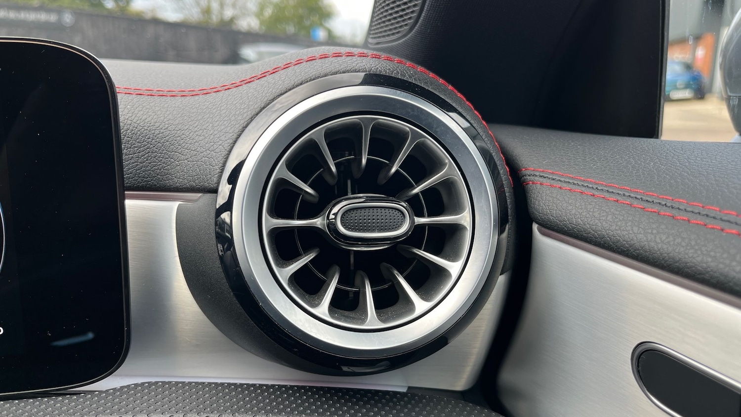 Used Mercedes-Benz CLA 2024 for sale - 76413611: Photo 23