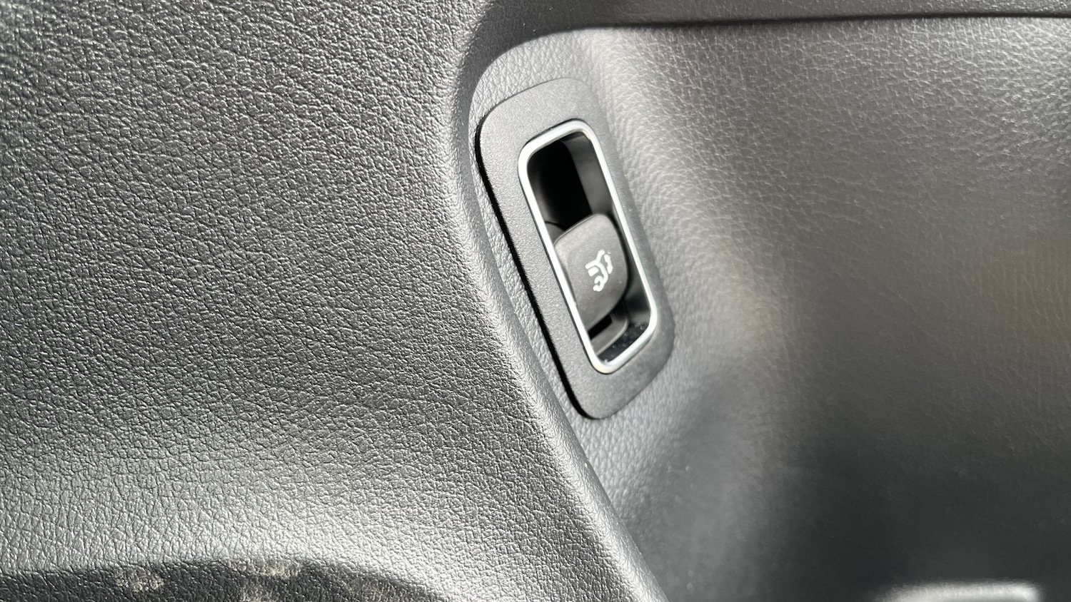 Used Mercedes-Benz CLA 2024 for sale - 76413611: Photo 31