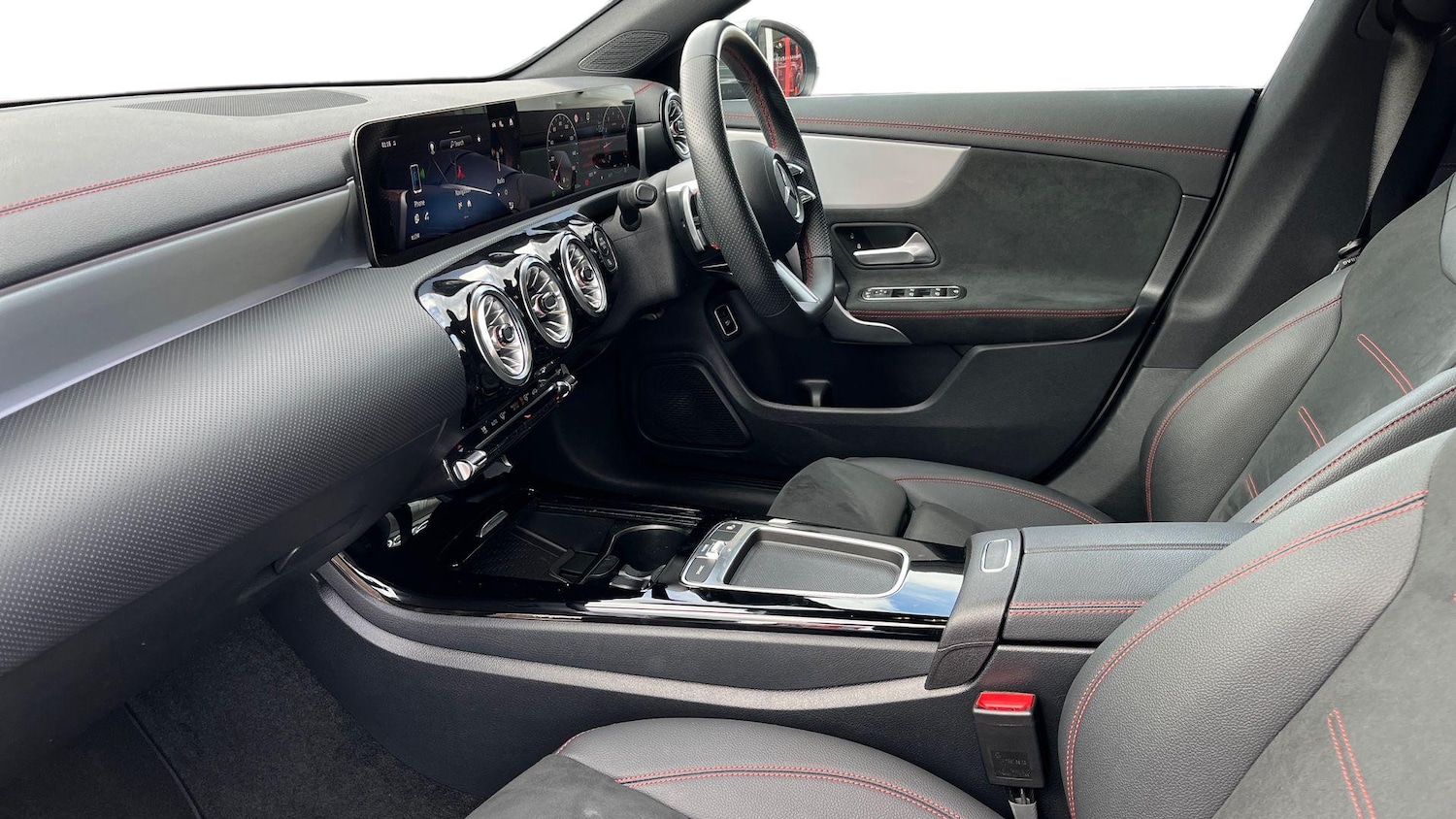 Used Mercedes-Benz CLA 2024 for sale - 76413611: Photo 8