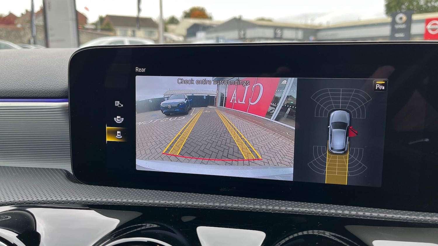 Used Mercedes-Benz A-Class 2022 for sale - 76413526: Photo 32