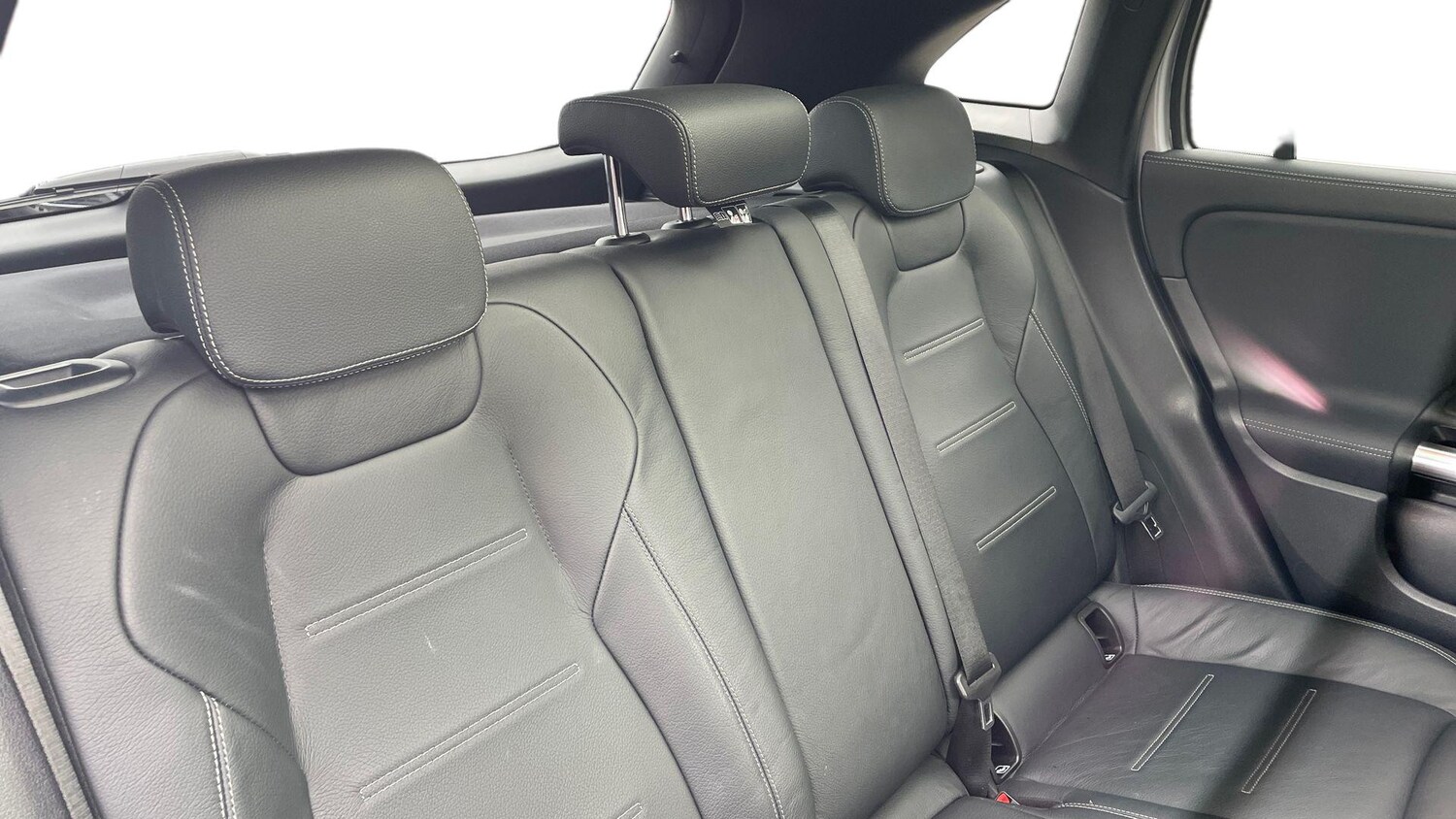 Used Mercedes-Benz GLA 2022 for sale - 76641729: Photo 12