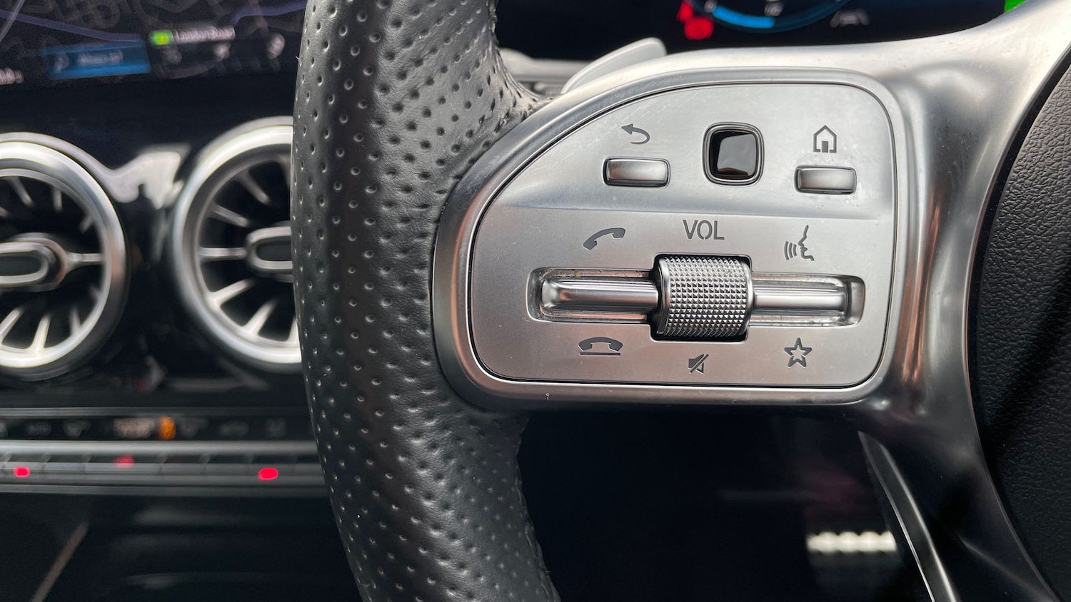 Used Mercedes-Benz GLA 2022 for sale - 76641729: Photo 19