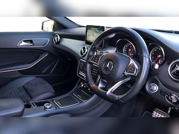 Used Mercedes-Benz GLA 2019 for sale - 77069864: Photo