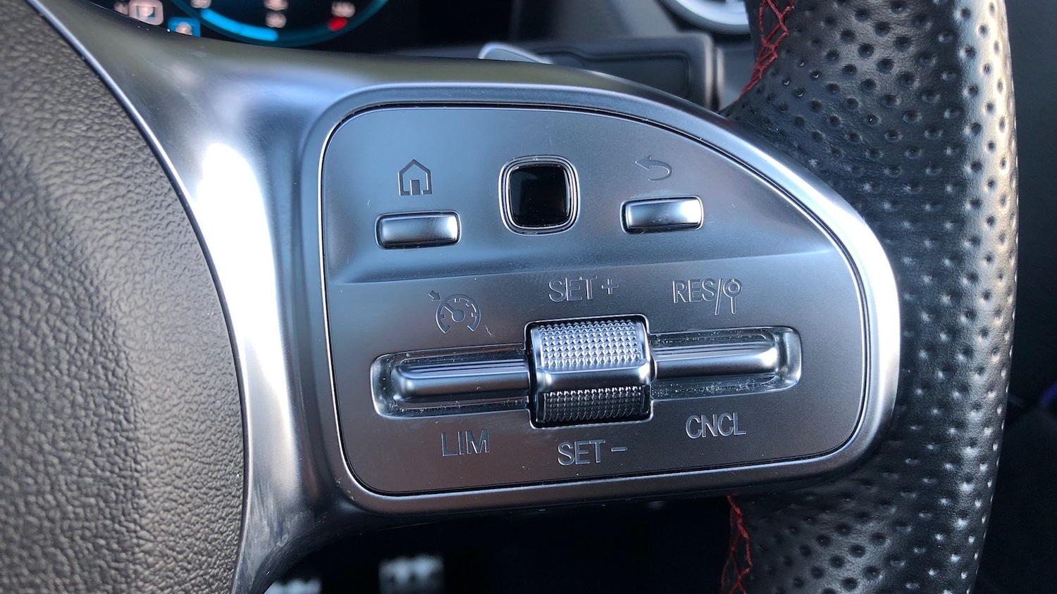 Used Mercedes-Benz GLA 2022 for sale - 77223114: Photo 31