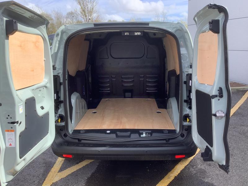 Used Ford Transit Courier for sale - 77447439: Photo 8