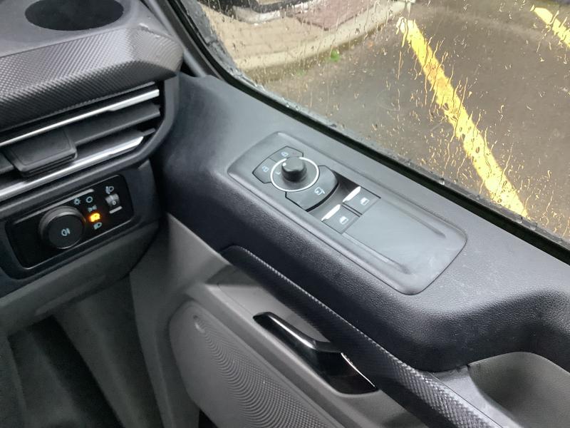 Used Ford Transit Custom 2024 for sale - 77152095: Photo 21