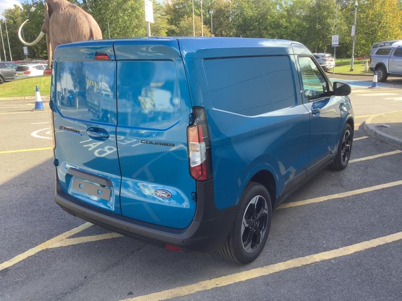 Used Ford E-Transit Courier for sale - 77447467: Photo 9