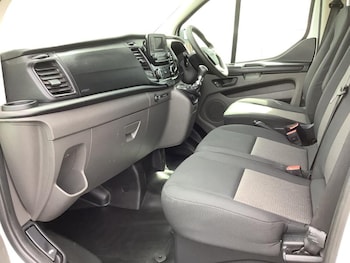 Used Ford Transit Custom 2020 for sale - 79077104: Photo