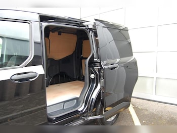 Used Ford Transit Courier 2024 for sale - 75308848: Photo
