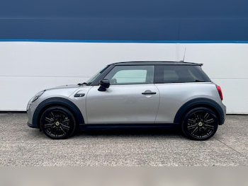Used MINI Electric Hatch 2023 for sale - 79316574: Photo