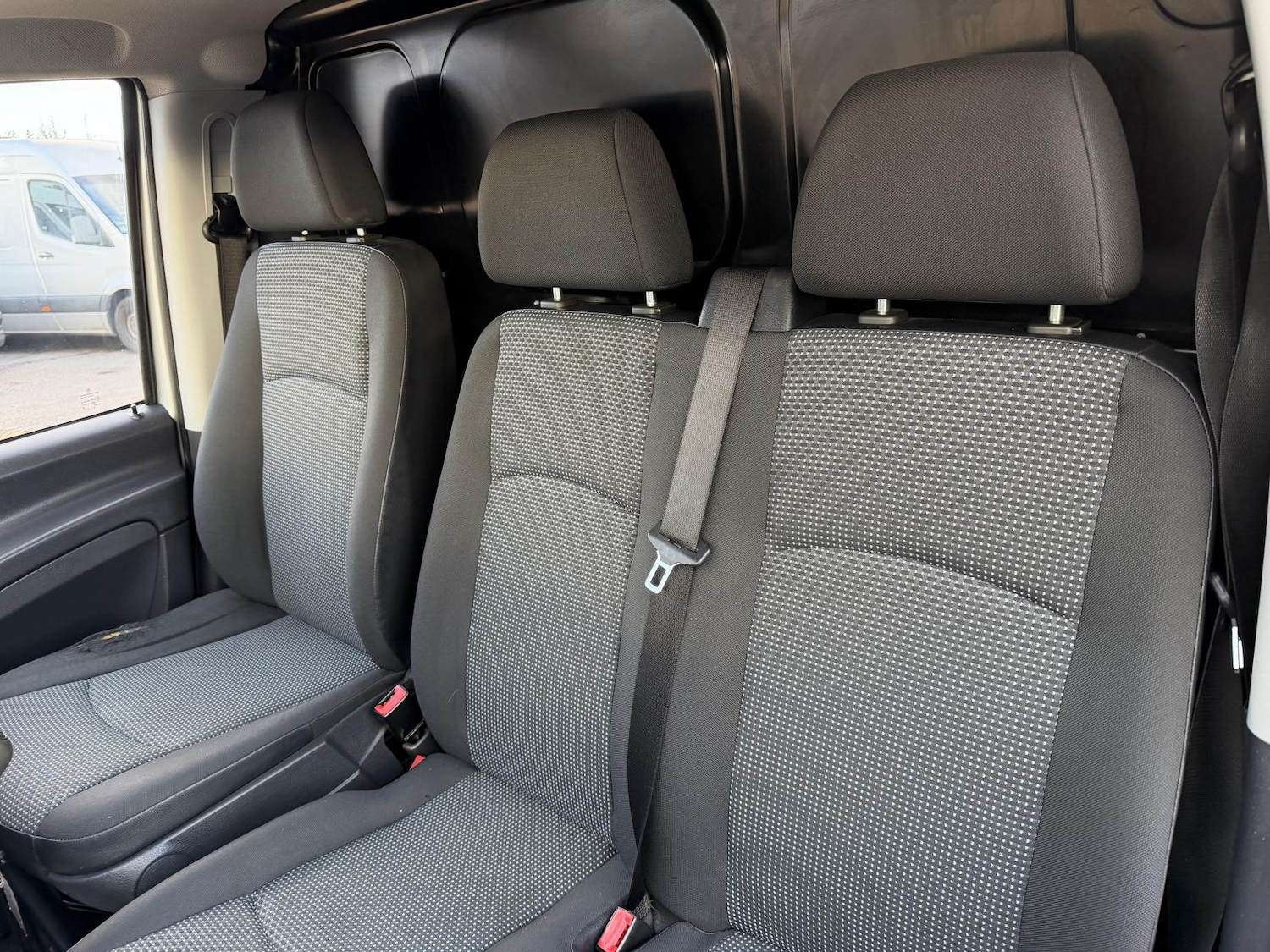 Used Mercedes-Benz Vito 2013 for sale - 76377155: Photo 15