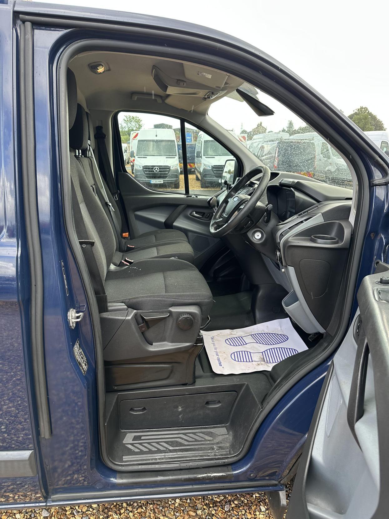 Used Ford Transit Custom 2013 for sale - 77545449: Photo 10