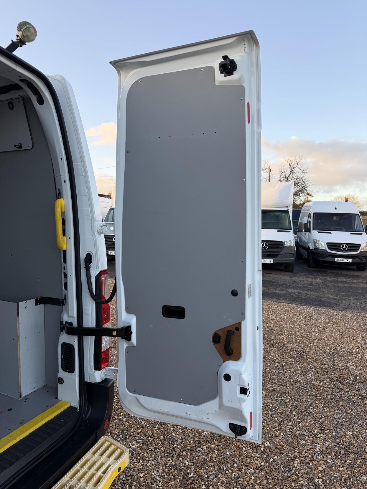 Used Vauxhall Movano 2019 for sale - 77010183: Photo 46