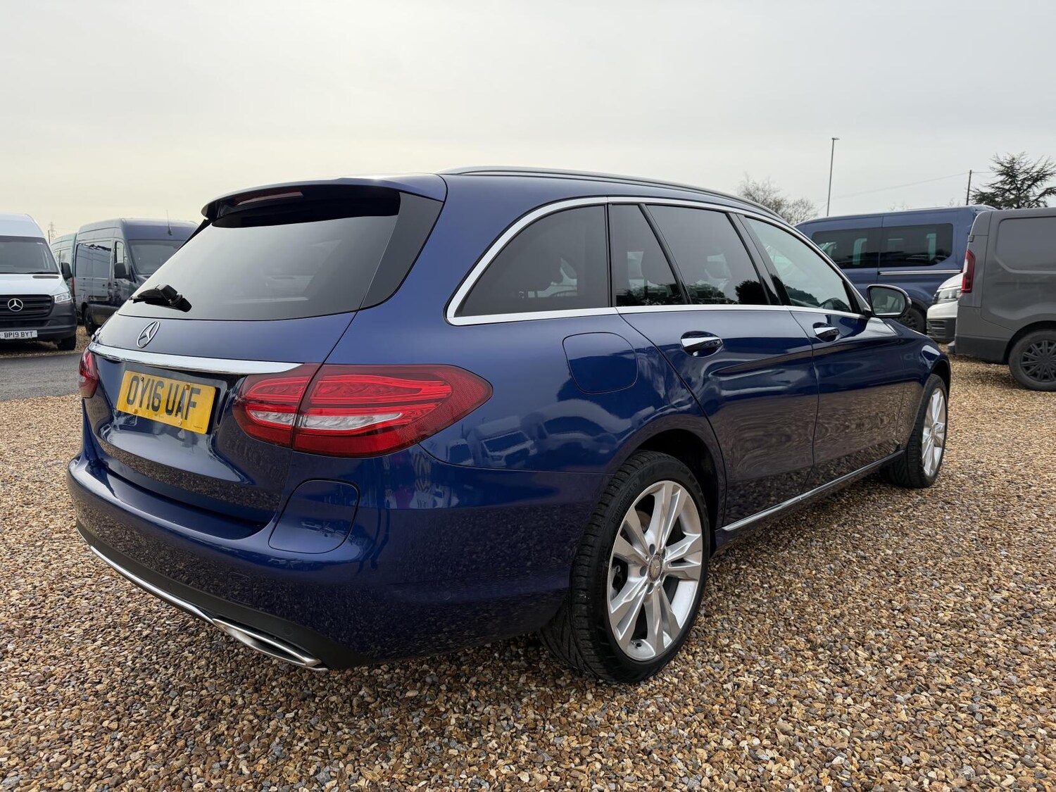 Used Mercedes-Benz C Class 2016 for sale - 77584945: Photo 8