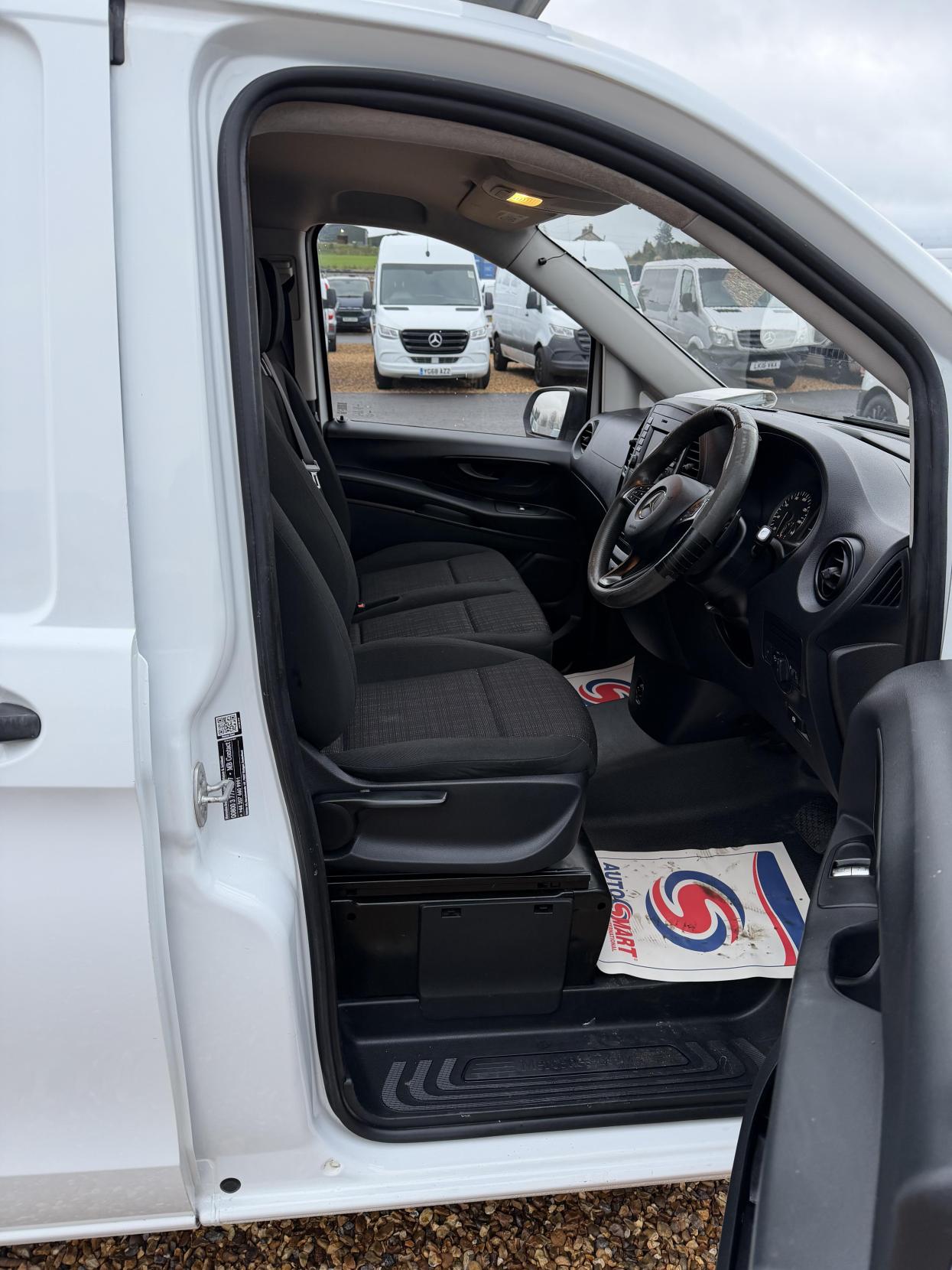 Used Mercedes-Benz Vito 2016 for sale - 76726211: Photo 9