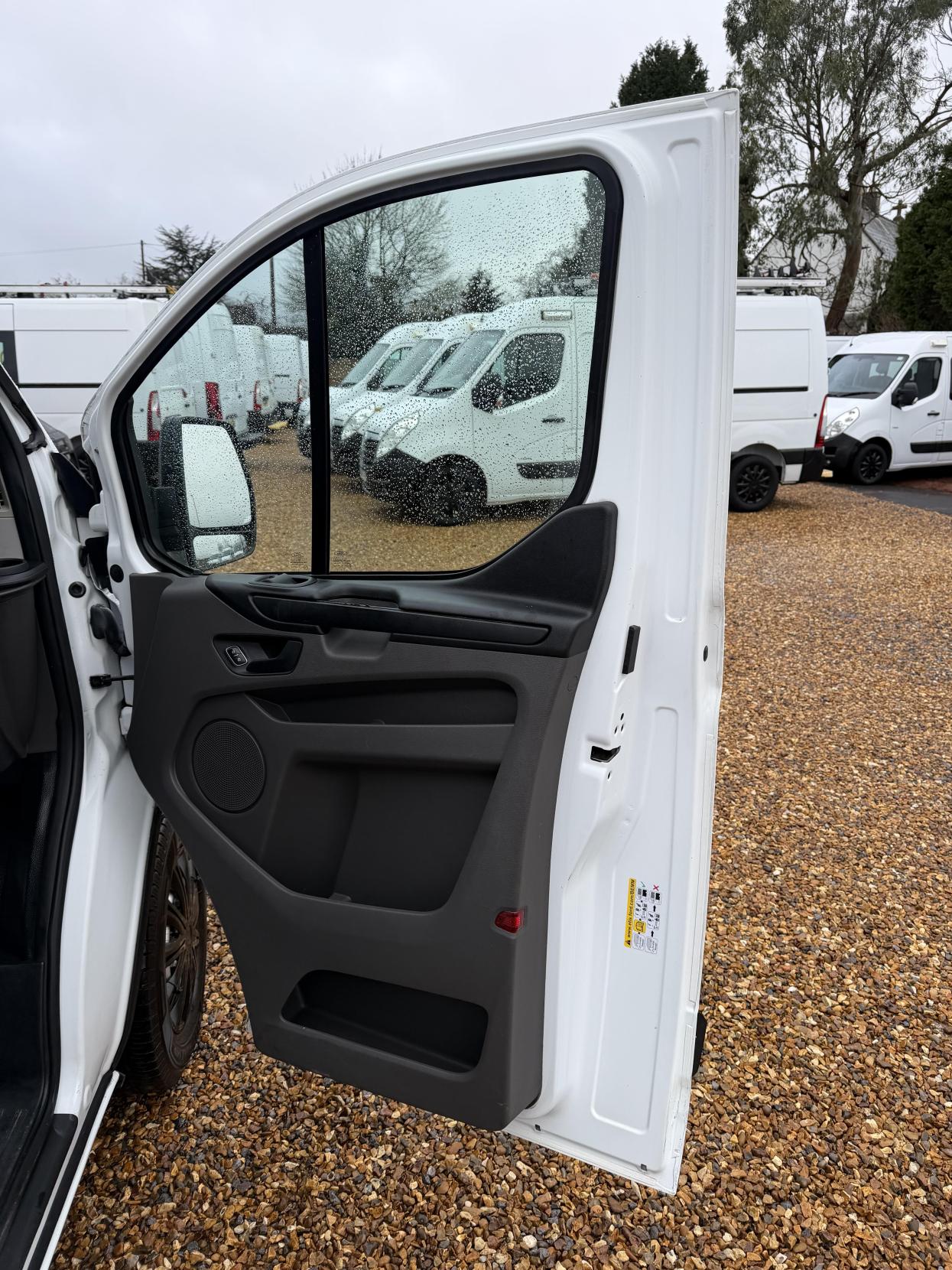 Used Ford Transit Custom 2020 for sale - 77536402: Photo 12