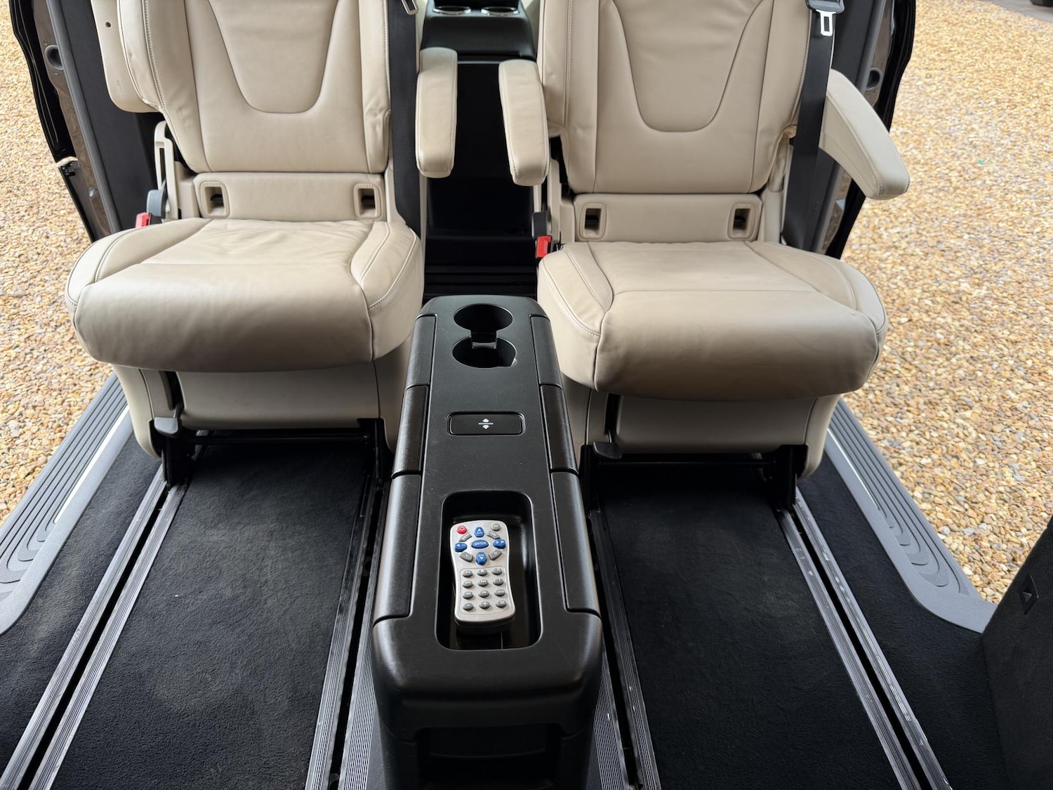 Used Mercedes-Benz V-Class 2020 for sale - 77822692: Photo 44