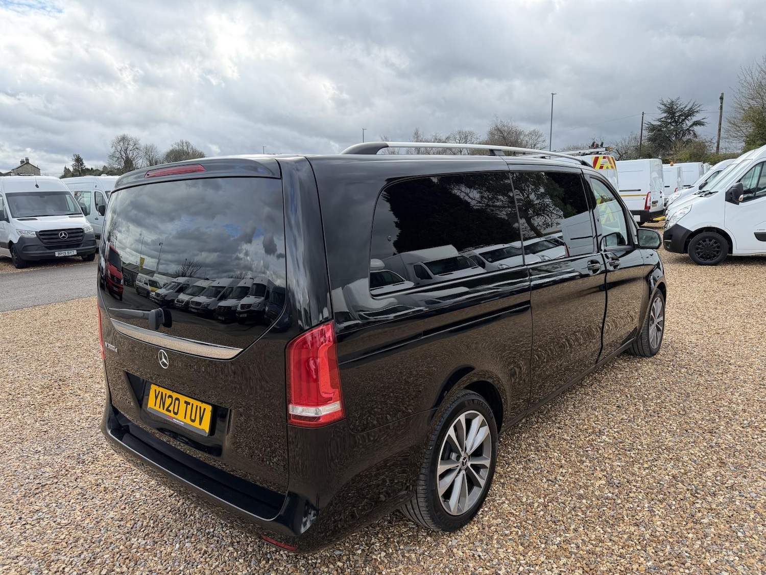 Used Mercedes-Benz V-Class 2020 for sale - 77822692: Photo 8