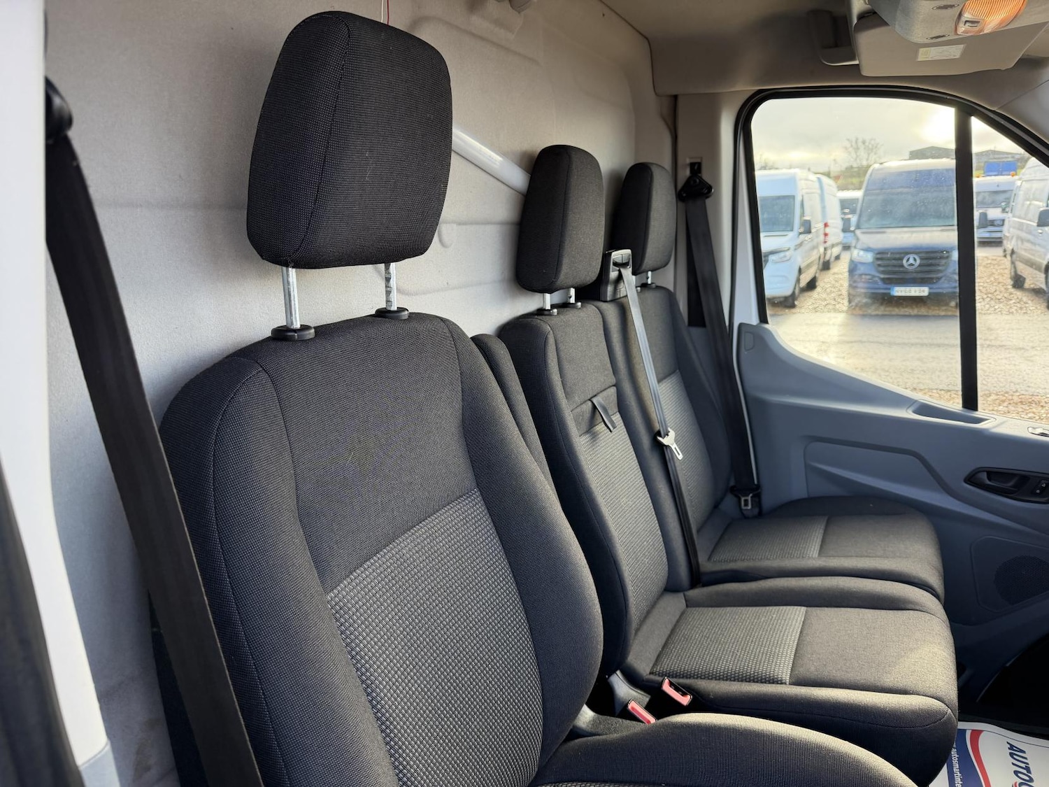 Used Ford Transit 2019 for sale - 77242016: Photo 15