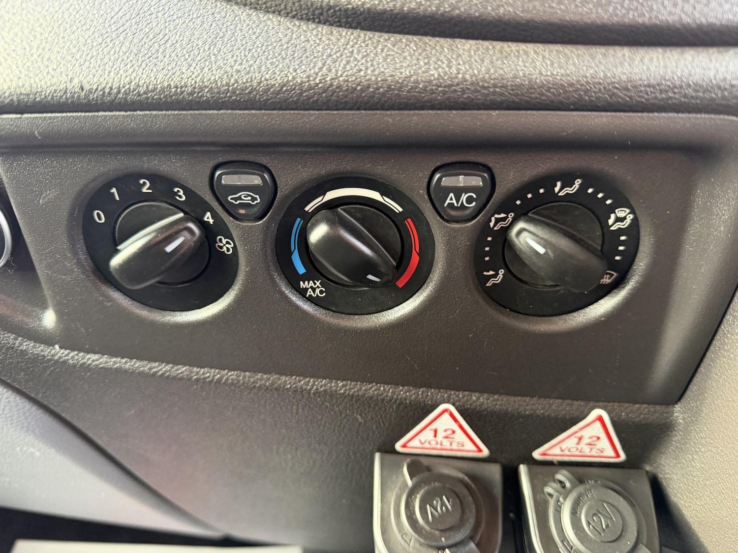 Used Ford Transit 2019 for sale - 77242016: Photo 25