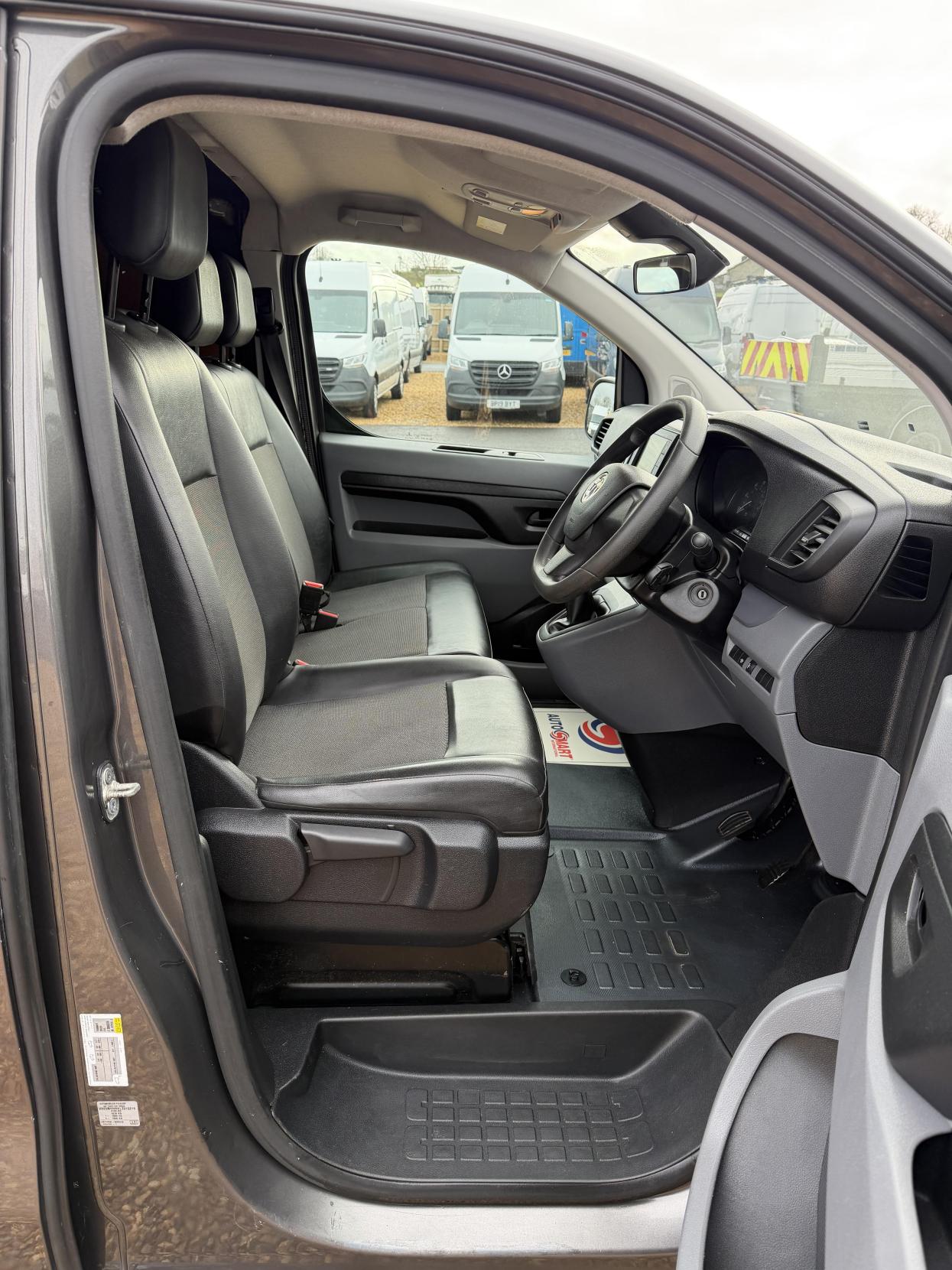 Used Vauxhall Vivaro 2019 for sale - 77536395: Photo 11