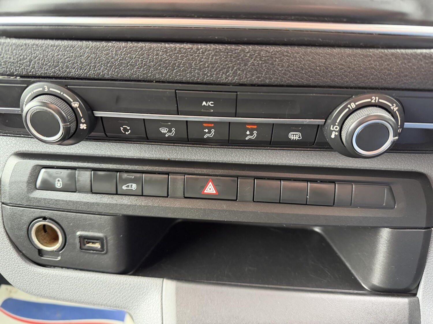 Used Vauxhall Vivaro 2019 for sale - 77536395: Photo 22