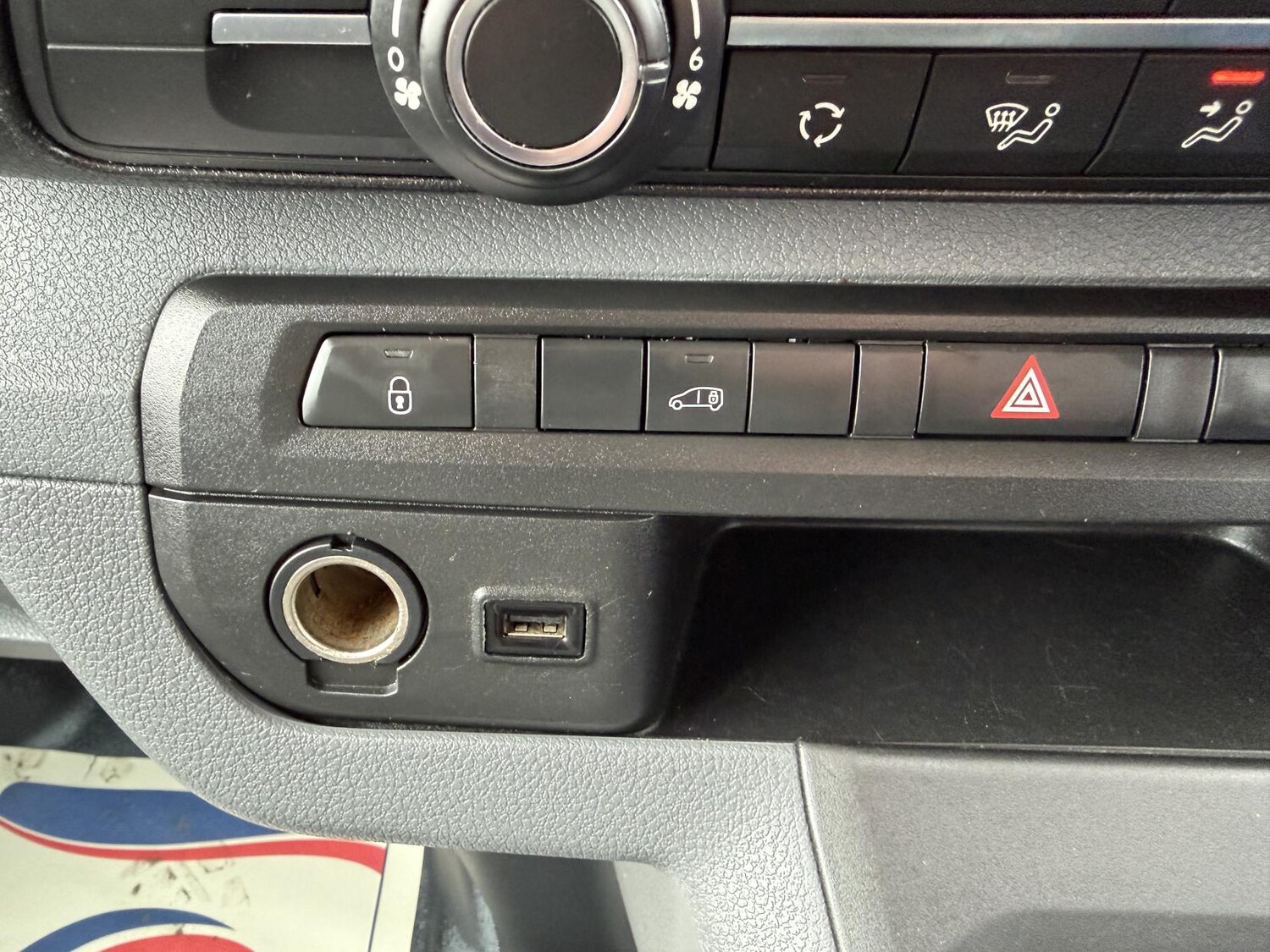 Used Vauxhall Vivaro 2019 for sale - 77536395: Photo 27