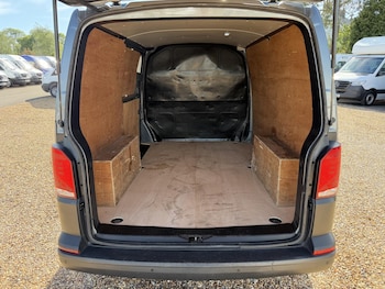 Used Volkswagen Transporter 2021 for sale - 78644024: Photo
