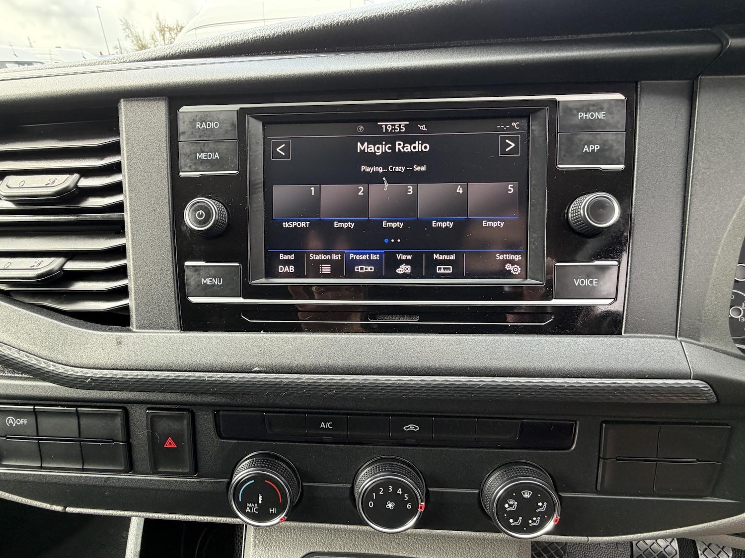 Used Volkswagen Transporter 2021 for sale - 78133881: Photo 12