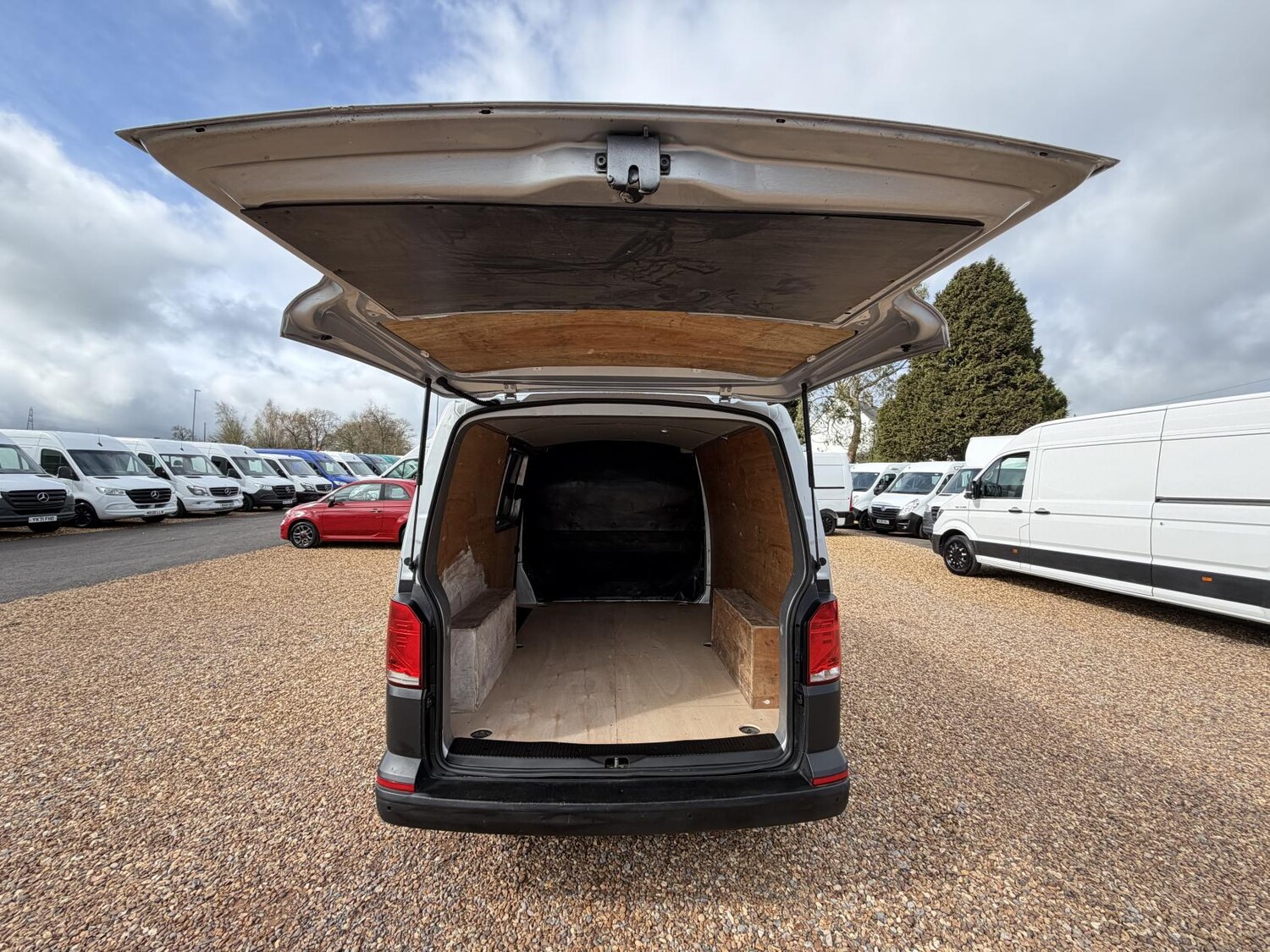 Used Volkswagen Transporter 2021 for sale - 78133881: Photo 21