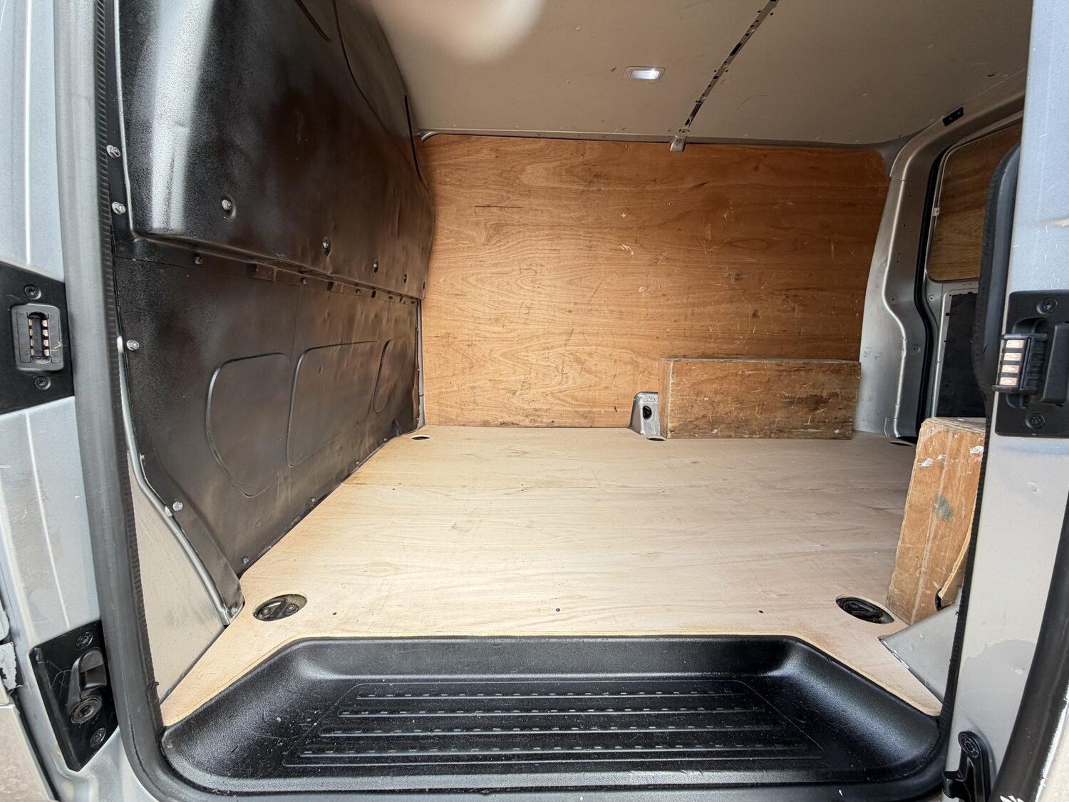 Used Volkswagen Transporter 2021 for sale - 78133881: Photo 26