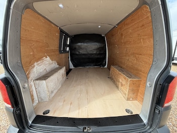 Used Volkswagen Transporter 2021 for sale - 78133881: Photo